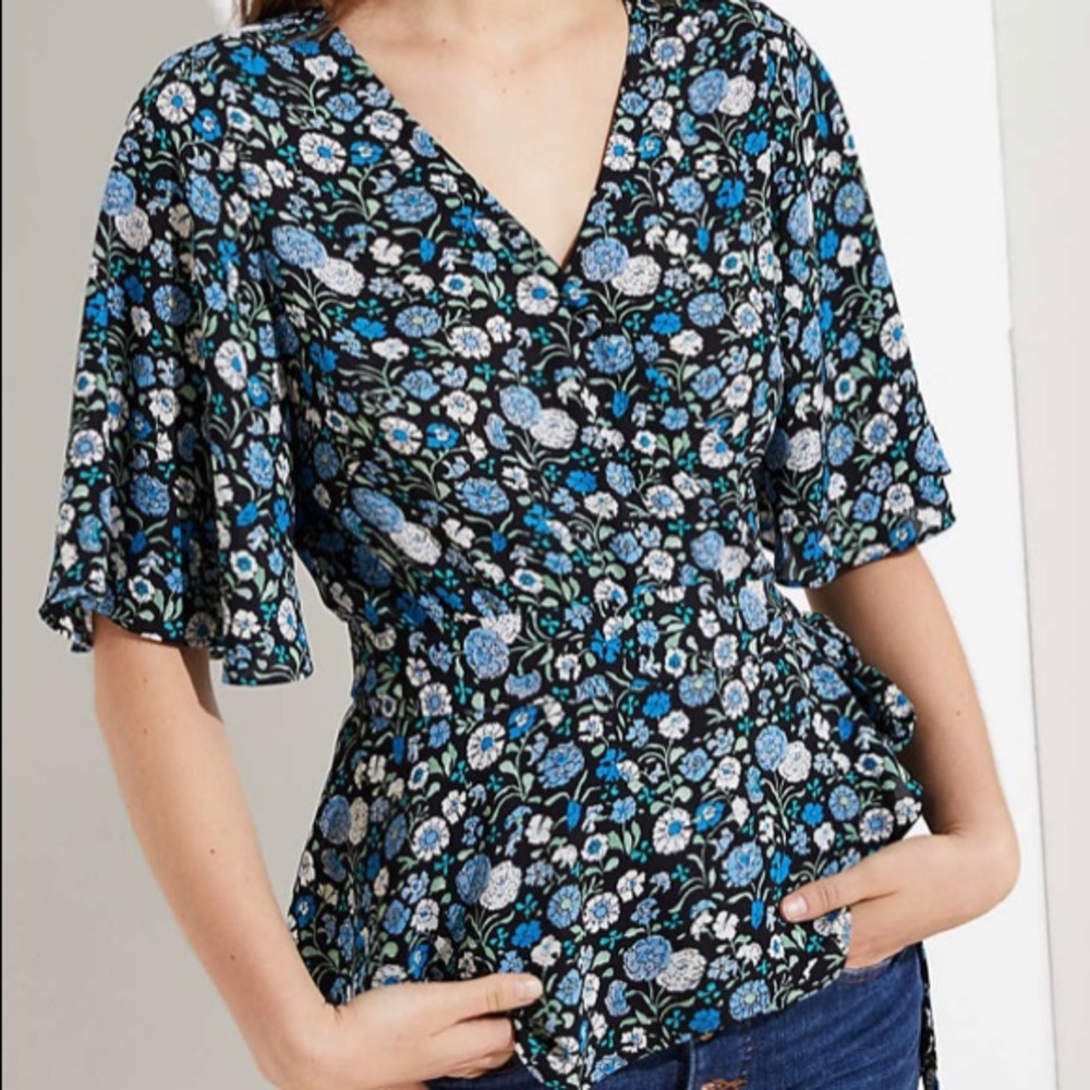 LOFT wrap style top